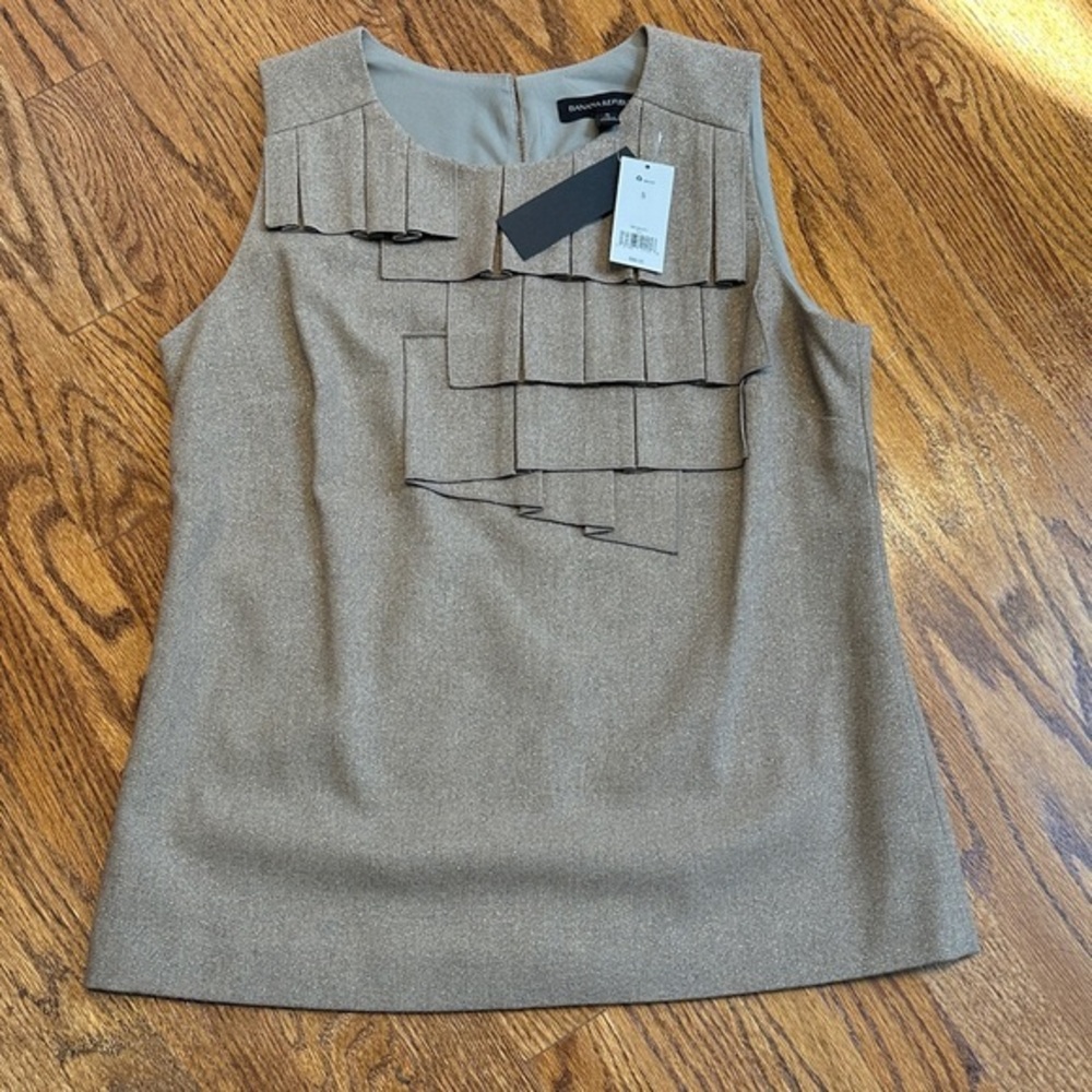 Banana Republic Sleeveless Wool Blend Mettalic Top
